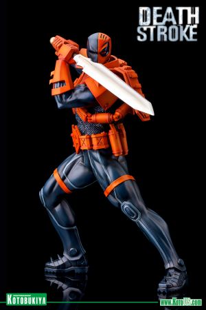DC COMICS DEATHSTROKE NEW 52 ARTFX STATUE