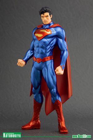 DC COMICS SUPERMAN  New 52 ARTFX+ STATUE